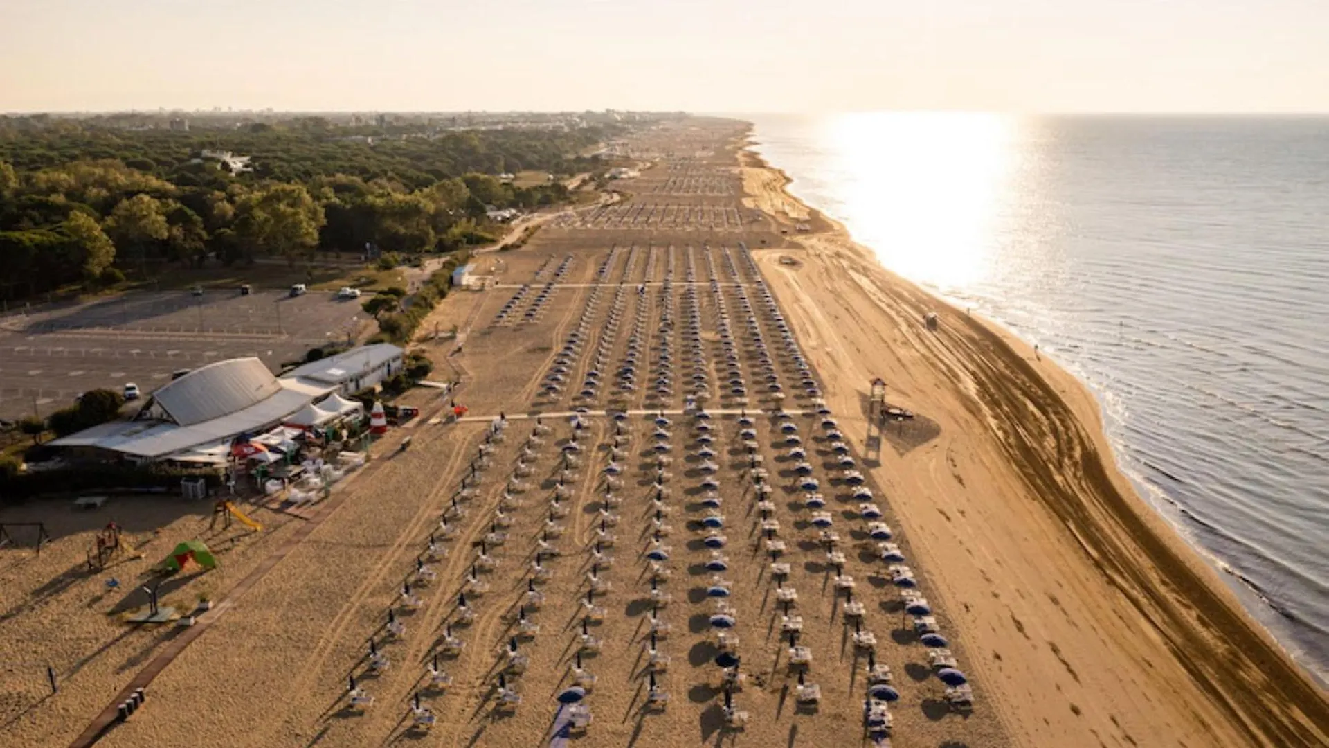 Renewed Flat In A Seafront Building With Pool Apartment Bibione 0*,